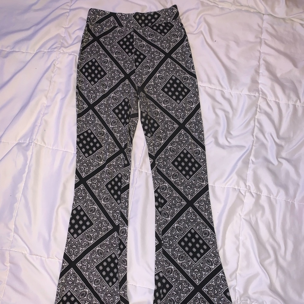 Tribal Flare Leggings
